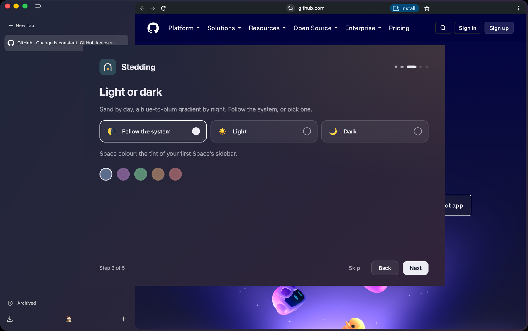 The welcome flow’s appearance step: Follow the system, Light or Dark, and five colours for the first Space’s sidebar.